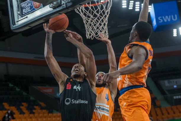 佼者提供了 佼者提供了