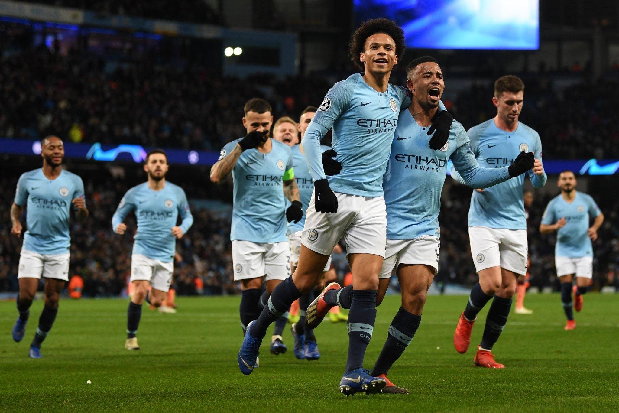 在这场竞逐 在这场竞逐