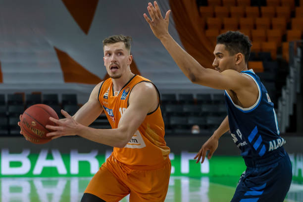 球迷们自然 球迷们自然